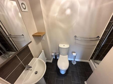 3 bedroom Semi-detached house to let in Saw Mill Way, Burton-On-Trent, DE14