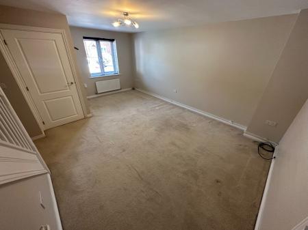 3 bedroom Semi-detached house to let in Saw Mill Way, Burton-On-Trent, DE14