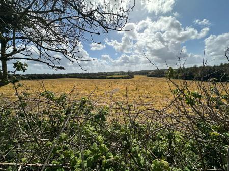 3 bedroom Semi-detached house for sale in Princess Avenue, Linton, Swadlincote, Derbyshire, DE12