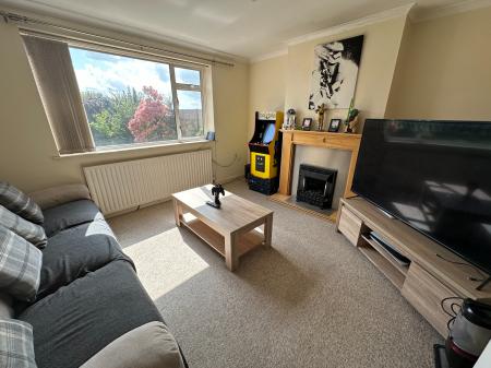 3 bedroom Semi-detached house for sale in Princess Avenue, Linton, Swadlincote, Derbyshire, DE12