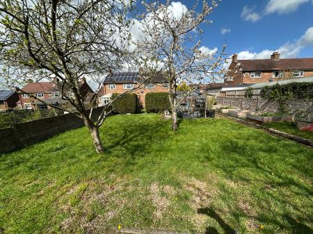 3 bedroom Semi-detached house for sale in Princess Avenue, Linton, Swadlincote, Derbyshire, DE12