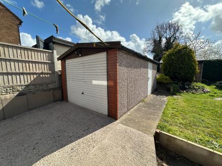 3 bedroom Semi-detached house for sale in Princess Avenue, Linton, Swadlincote, Derbyshire, DE12