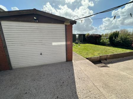 3 bedroom Semi-detached house for sale in Princess Avenue, Linton, Swadlincote, Derbyshire, DE12