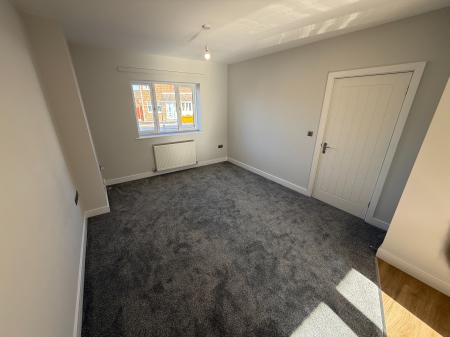 2 bedroom Bungalow to let in Valley Rise, Swadlincote, Newhall, DE11