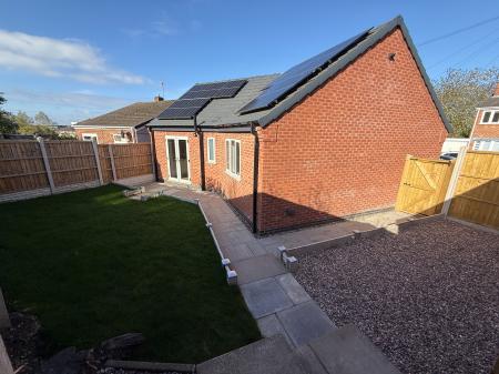 2 bedroom Bungalow to let in Valley Rise, Swadlincote, Newhall, DE11