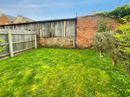 1 bedroom Flat for sale in St Stephens Court, Woodville, Swadlincote, Derbyshire, DE11