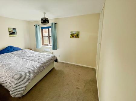 1 bedroom Flat for sale in St Stephens Court, Woodville, Swadlincote, Derbyshire, DE11