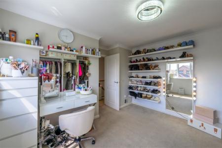 4 bedroom Detached house for sale in Cauldwell Road, Linton, Swadlincote, Derbyshire, DE12