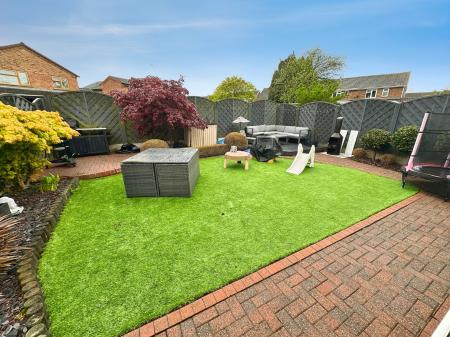 4 bedroom Detached house for sale in Cauldwell Road, Linton, Swadlincote, Derbyshire, DE12
