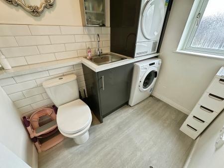 4 bedroom Detached house for sale in Cauldwell Road, Linton, Swadlincote, Derbyshire, DE12