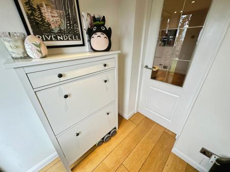 4 bedroom Detached house for sale in Cauldwell Road, Linton, Swadlincote, Derbyshire, DE12