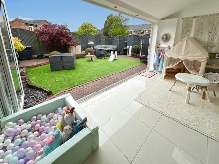 4 bedroom Detached house for sale in Cauldwell Road, Linton, Swadlincote, Derbyshire, DE12