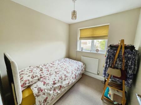 3 bedroom End of terrace house for sale in Farman Row Henhurst Ridge, Burton-on-Trent, DE13