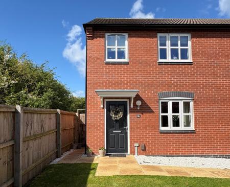 3 bedroom Semi-detached house for sale in Knight Drive, Burton-on-Trent, DE13