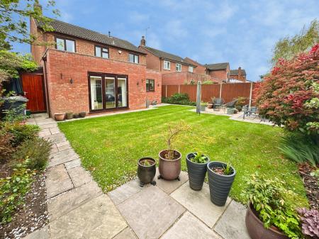 4 bedroom Detached house for sale in Athlestan Way, Stretton, Burton-on-Trent, DE13