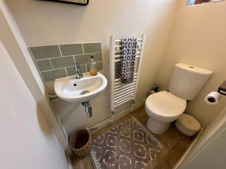 4 bedroom Detached house for sale in Athlestan Way, Stretton, Burton-on-Trent, DE13