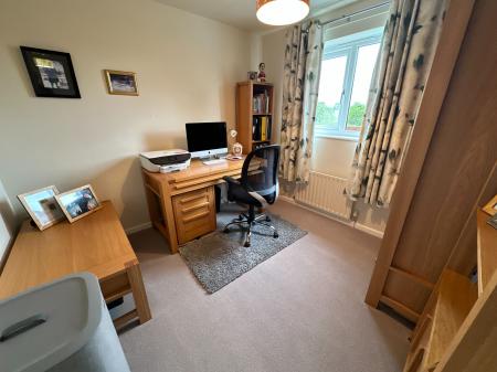 4 bedroom Detached house for sale in Athlestan Way, Stretton, Burton-on-Trent, DE13