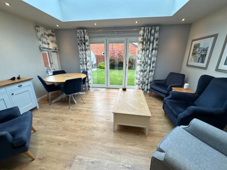 4 bedroom Detached house for sale in Athlestan Way, Stretton, Burton-on-Trent, DE13