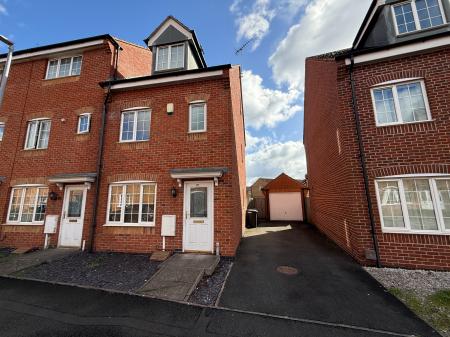Barker Round Way, Burton-On-Trent, DE14