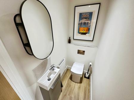 4 bedroom Town house for sale in Mayflower Drive, Burton-on-Trent, DE14