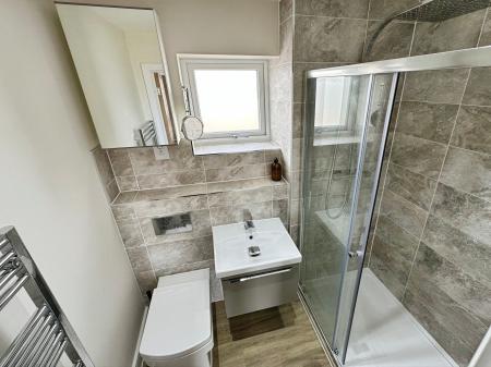 4 bedroom Town house for sale in Mayflower Drive, Burton-on-Trent, DE14