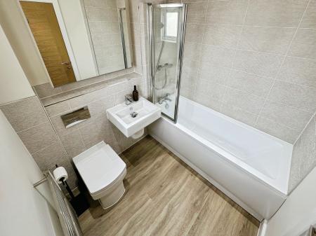 4 bedroom Town house for sale in Mayflower Drive, Burton-on-Trent, DE14