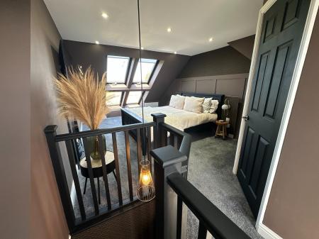 4 bedroom End of terrace house for sale in Main Street, Newhall, Swadlincote, Derbyshire, DE11