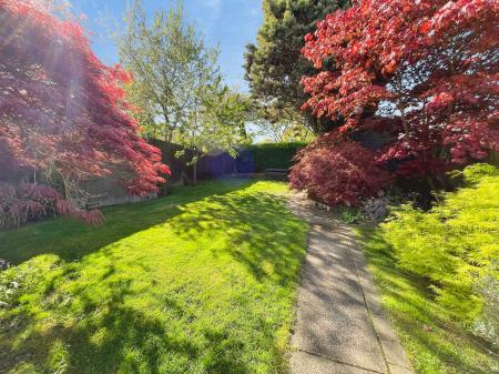 2 bedroom Detached bungalow for sale in Alexandra Road, Burton-on-Trent, DE15