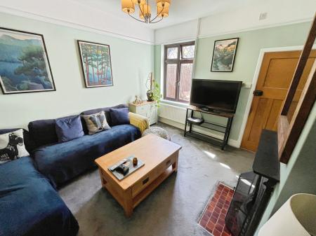 2 bedroom Detached bungalow for sale in Alexandra Road, Burton-on-Trent, DE15