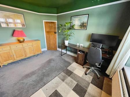 2 bedroom Detached bungalow for sale in Alexandra Road, Burton-on-Trent, DE15