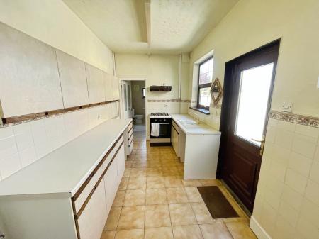 3 bedroom Town house for sale in Mear Greaves Lane, Winshill, Burton-on-Trent, DE15