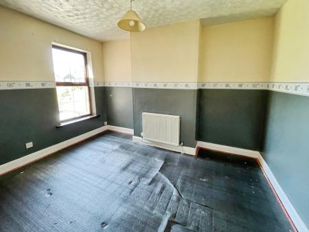 3 bedroom Town house for sale in Mear Greaves Lane, Winshill, Burton-on-Trent, DE15