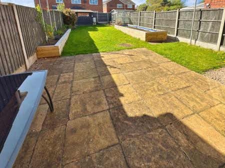 2 bedroom Semi-detached house for sale in Park Road, Barton under Needwood, Burton-on-Trent, DE13