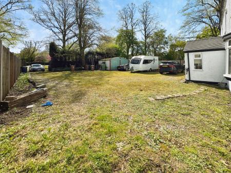 4 bedroom Semi-detached house for sale in York Road, Church Gresley, Swadlincote, Derbyshire, DE11