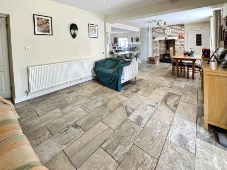 4 bedroom Semi-detached house for sale in York Road, Church Gresley, Swadlincote, Derbyshire, DE11