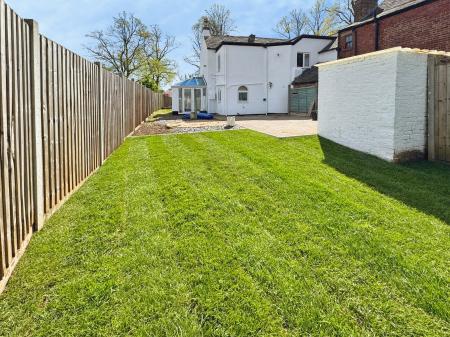 4 bedroom Semi-detached house for sale in York Road, Church Gresley, Swadlincote, Derbyshire, DE11