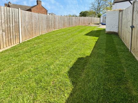 4 bedroom Semi-detached house for sale in York Road, Church Gresley, Swadlincote, Derbyshire, DE11