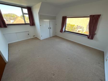 3 bedroom Detached house for sale in Pump Lane, Doveridge, Derbyshire, DE6