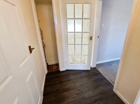 2 bedroom Semi-detached bungalow for sale in Spring Farm Road, Stapenhill, Burton-on-Trent, DE15