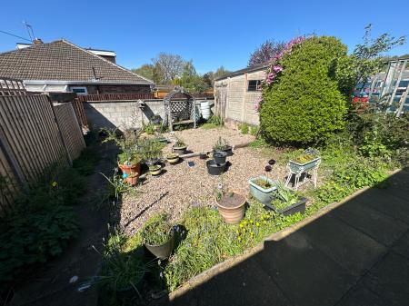 2 bedroom Semi-detached bungalow for sale in Spring Farm Road, Stapenhill, Burton-on-Trent, DE15