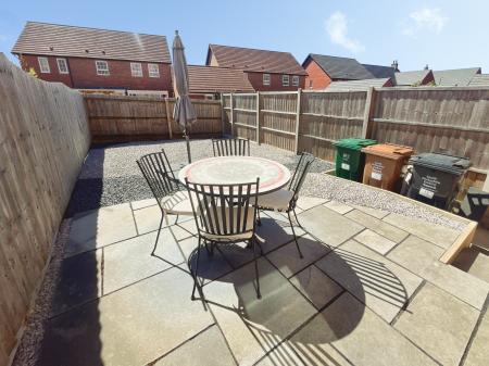 3 bedroom Town house for sale in Hall Lane, Drakelow, Burton-on-Trent, DE15