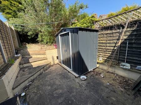1 bedroom Town house for sale in Cottesmore Close, Brizlincote Valley, Burton-on-Trent, DE15