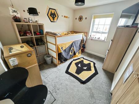 4 bedroom Detached house for sale in Holt Lane, Drakelow, Burton-on-Trent, DE15