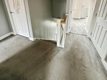 4 bedroom Detached house for sale in Holt Lane, Drakelow, Burton-on-Trent, DE15