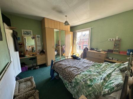 5 bedroom Character Property for sale in Needwood Street, Burton-on-Trent, DE14