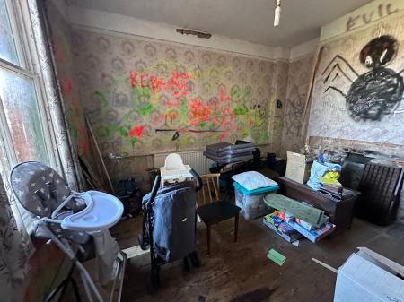 5 bedroom Character Property for sale in Needwood Street, Burton-on-Trent, DE14