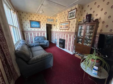 5 bedroom Character Property for sale in Needwood Street, Burton-on-Trent, DE14