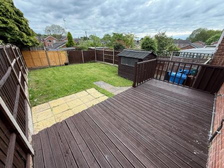 3 bedroom Semi-detached house to let in Mayfield Road, Burton On Trent, Winshill, DE15