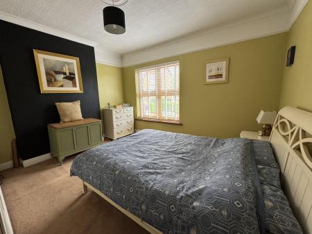 2 bedroom Semi-detached house for sale in Sunnyside, Newhall, Swadlincote, Derbyshire, DE11