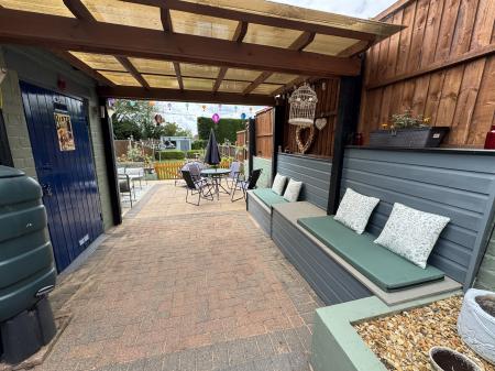 2 bedroom Semi-detached house for sale in Sunnyside, Newhall, Swadlincote, Derbyshire, DE11